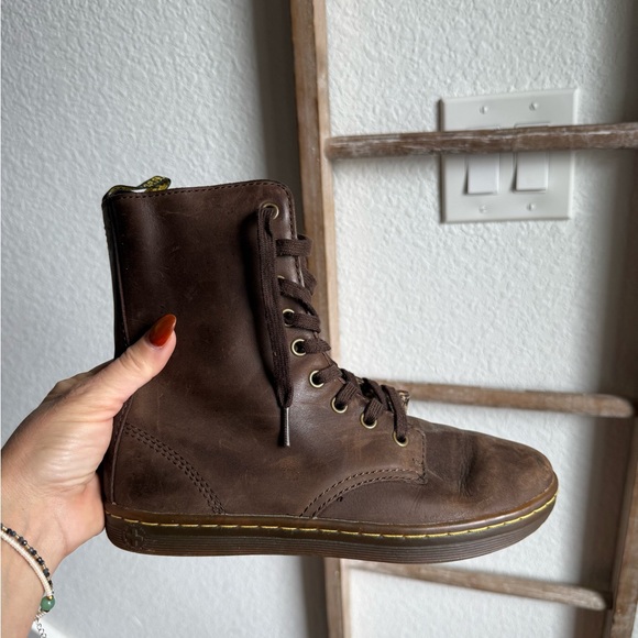 Dr. Martens Womens Brown Stratford Leather Foldover Leopard Print Boots Size 6 - Picture 8 of 9